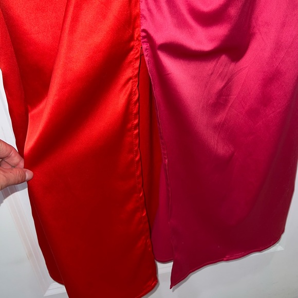 VICI MIDI DRESS - Picture 3 of 6